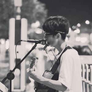 《小樱鸣人》免费漫画
