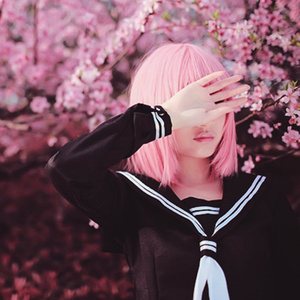 《小樱鸣人》免费漫画
